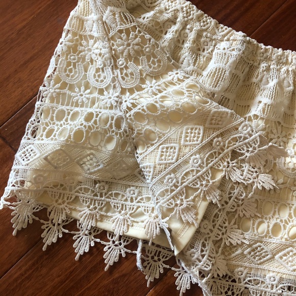 Crotchet Pull On Shorts - Picture 5 of 8